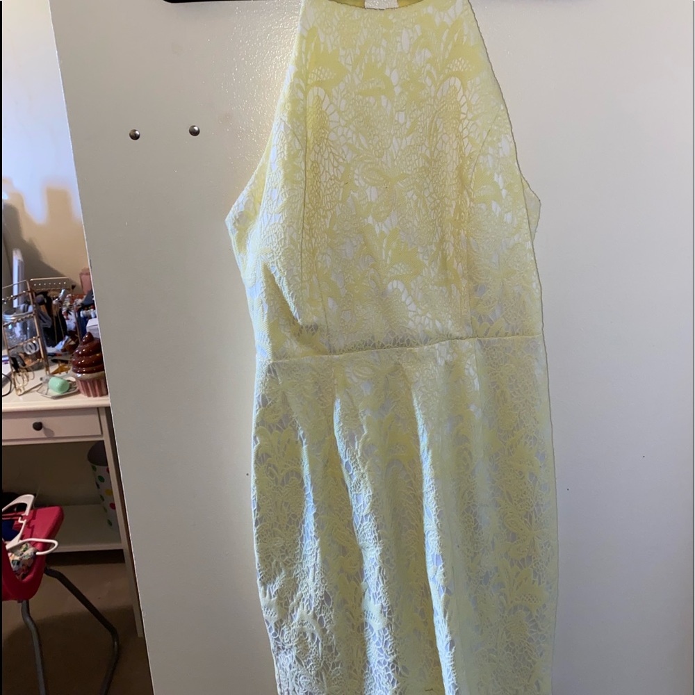 Yellow bodycon dress